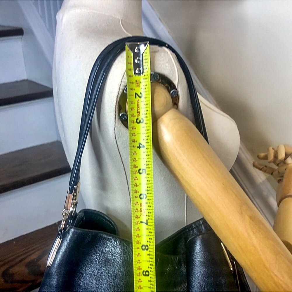 COACH Madison Phoebe Black Tumbled Leather Shoulder Bag Navy Lined 3-Sections - Picture 13 of 17